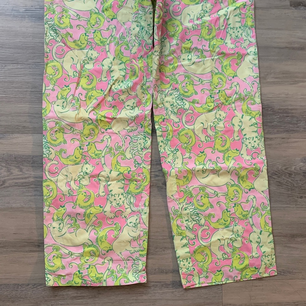 Lilly Pulitzer Vibrant Pink and Green Lion and Fish Overalls Size 6 - Picture 4 of 13